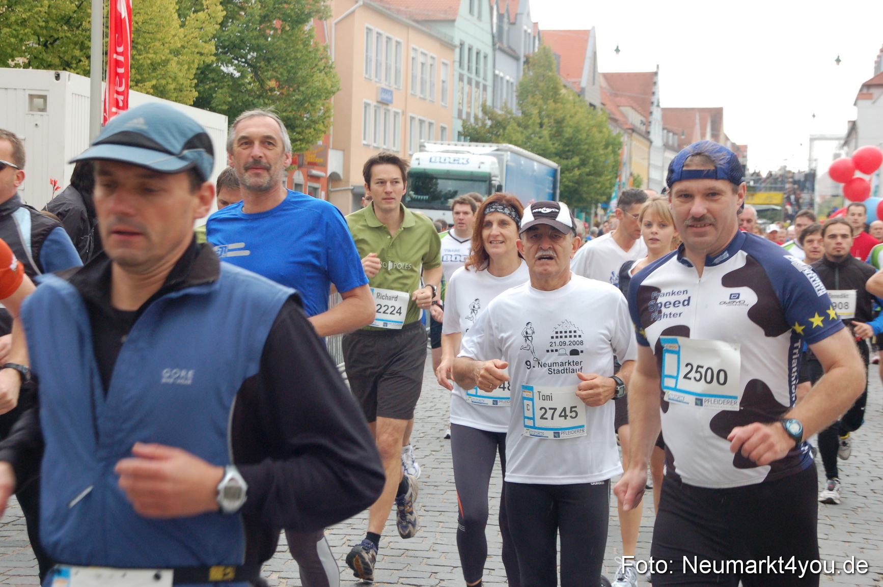 0049 Unterer Markt Neumarkt 2008
